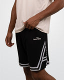 The Unbound 7" Shorts